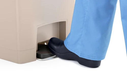 Rubbermaid Slim Jim Step-On Container 68 Liter Beige